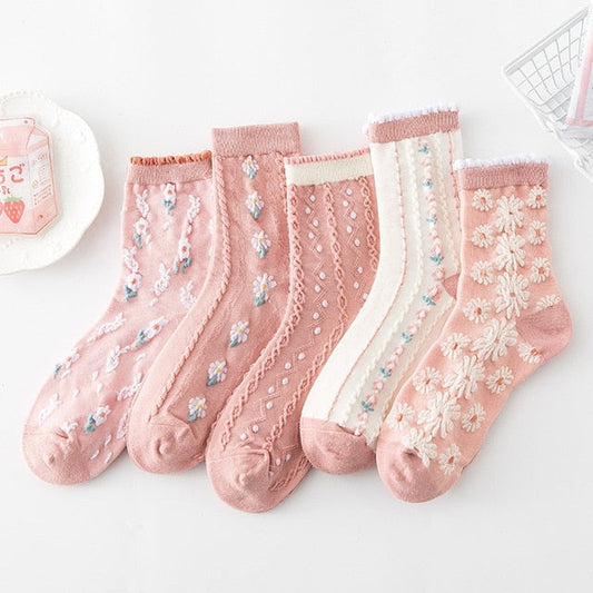 5 par sokker i vintagestil med blomsterbroderi