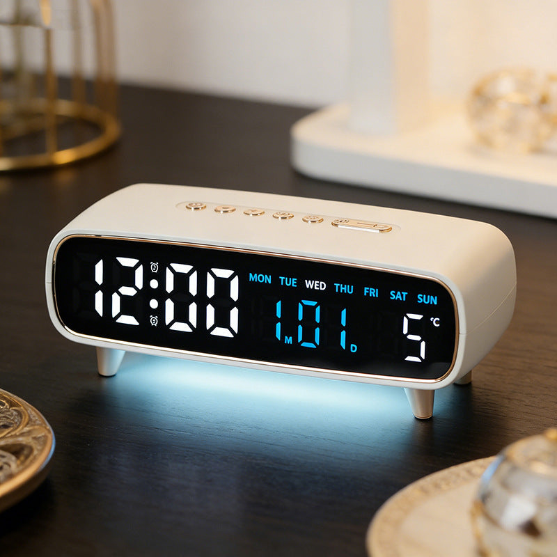 Digitalt radiovækkeur med temperatur- og datovisning