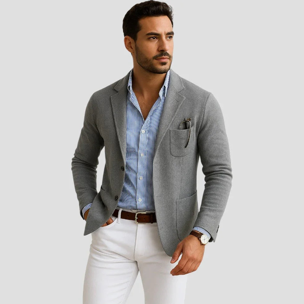 Klassisk blazer til mænd med hakrevers