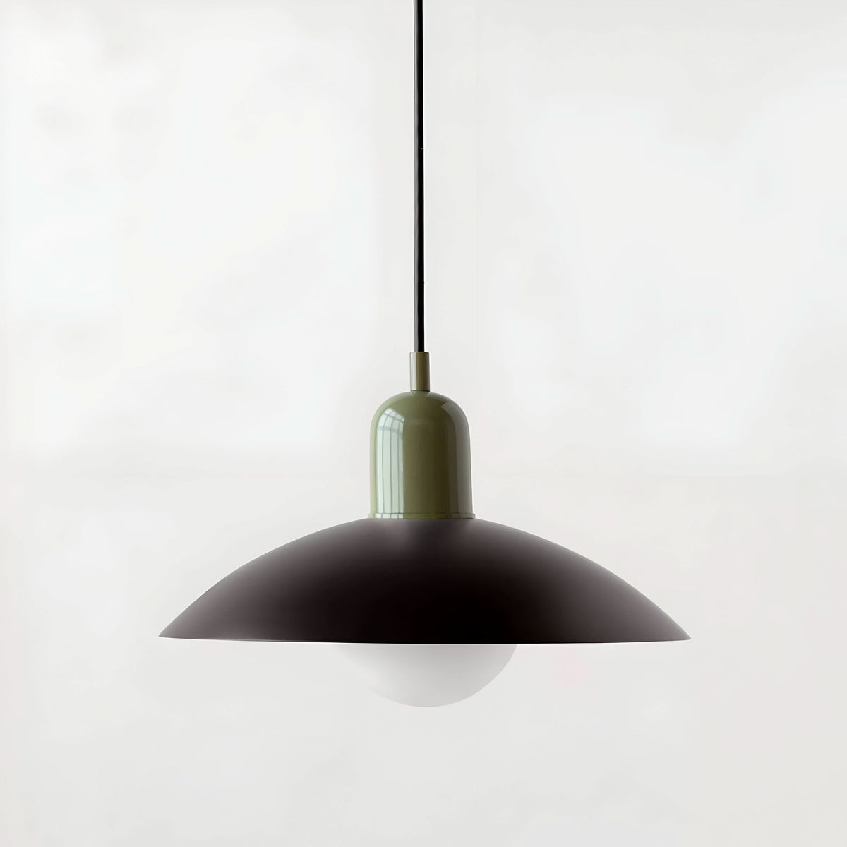 Lindegade | Moderne Macaron Bauhaus Pendelampe – Jernskærm