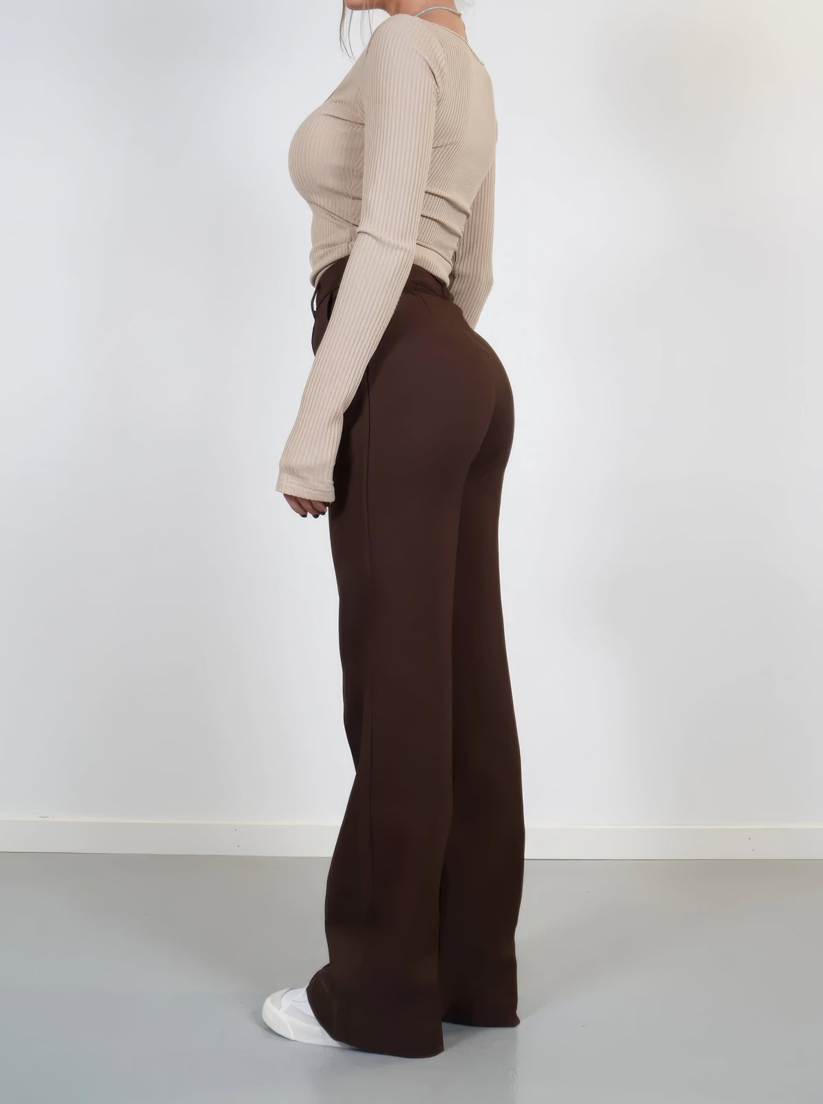 Éléa | Pantalon élégant à taille haute et à jambe large - Coupe ajustée - Image 8