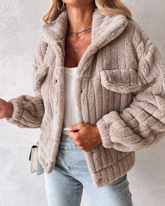 Céline | Veste Sherpa Boutonnée pour Femme - Image 5