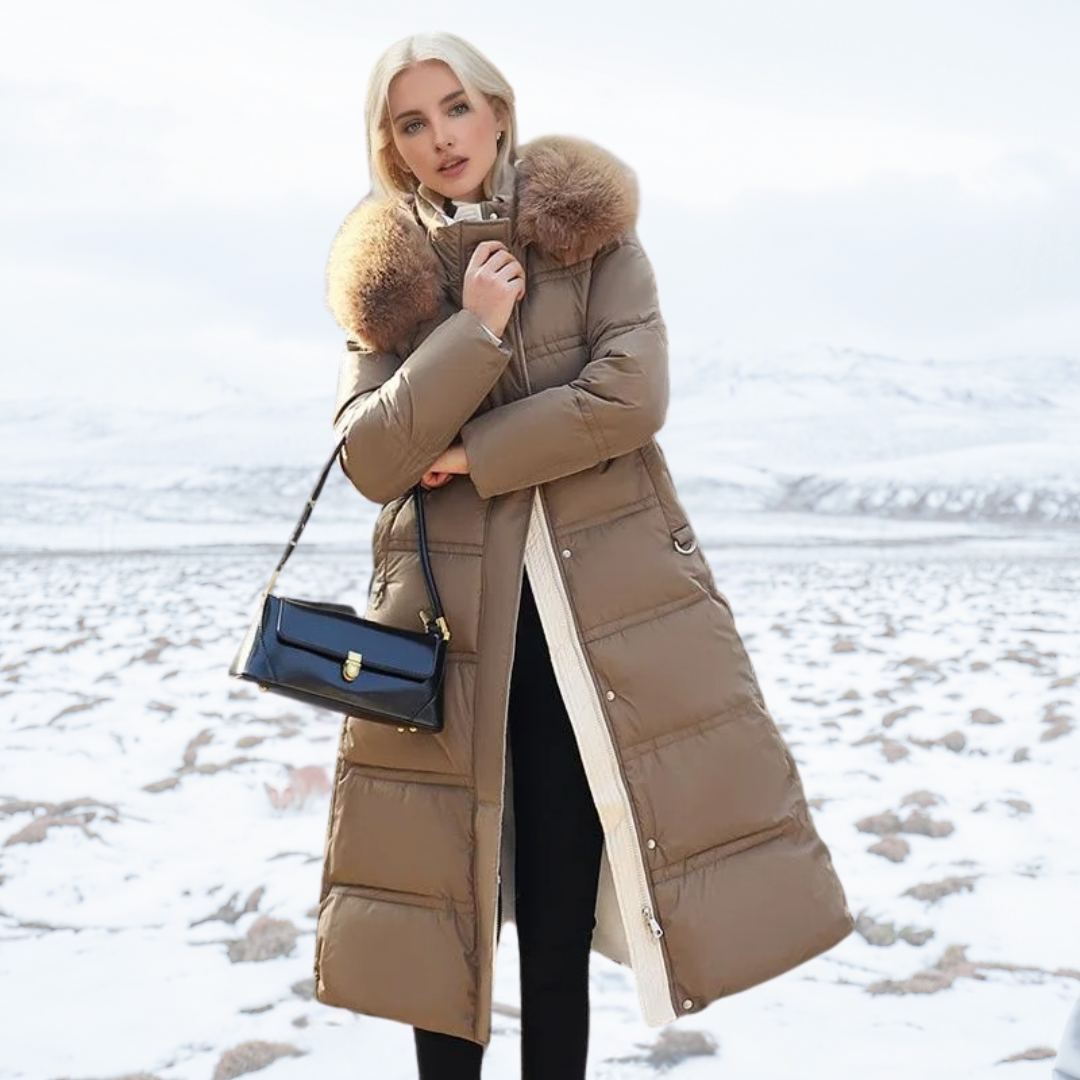 Madeleine | Manteau Long Rembourré Femme avec Capuche en Fourrure - Image 1