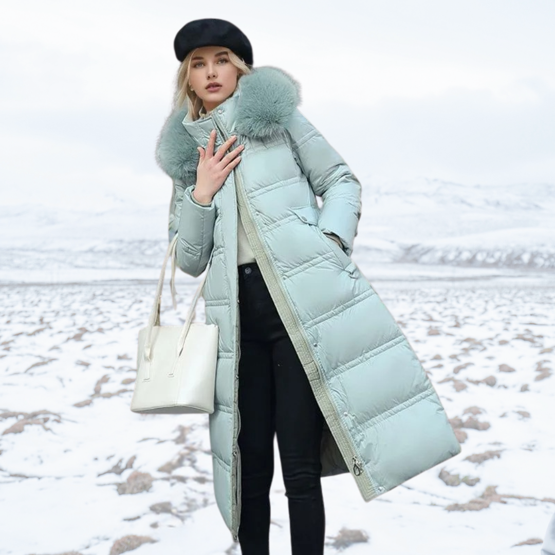 Madeleine | Manteau Long Rembourré Femme avec Capuche en Fourrure - Image 3
