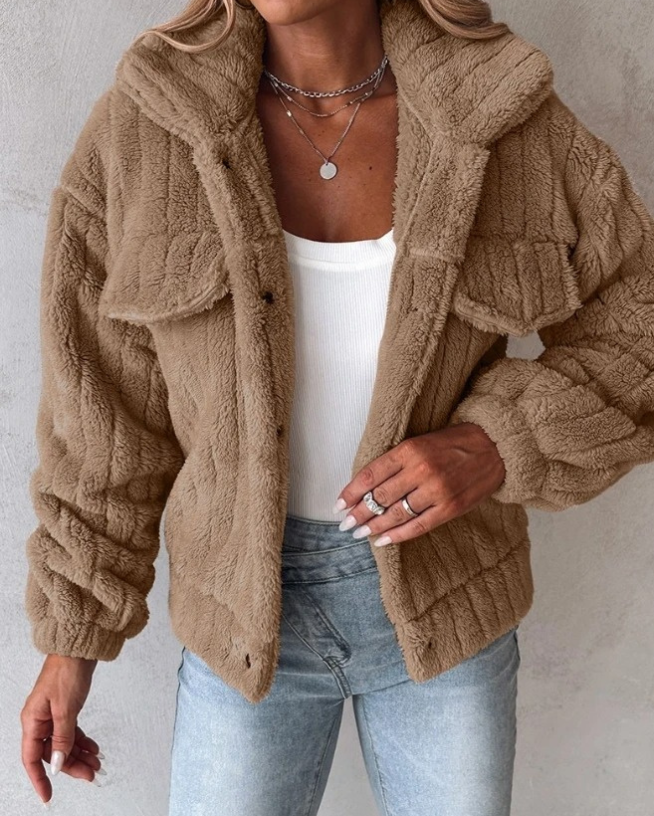 Céline | Veste Sherpa Boutonnée pour Femme - Image 4