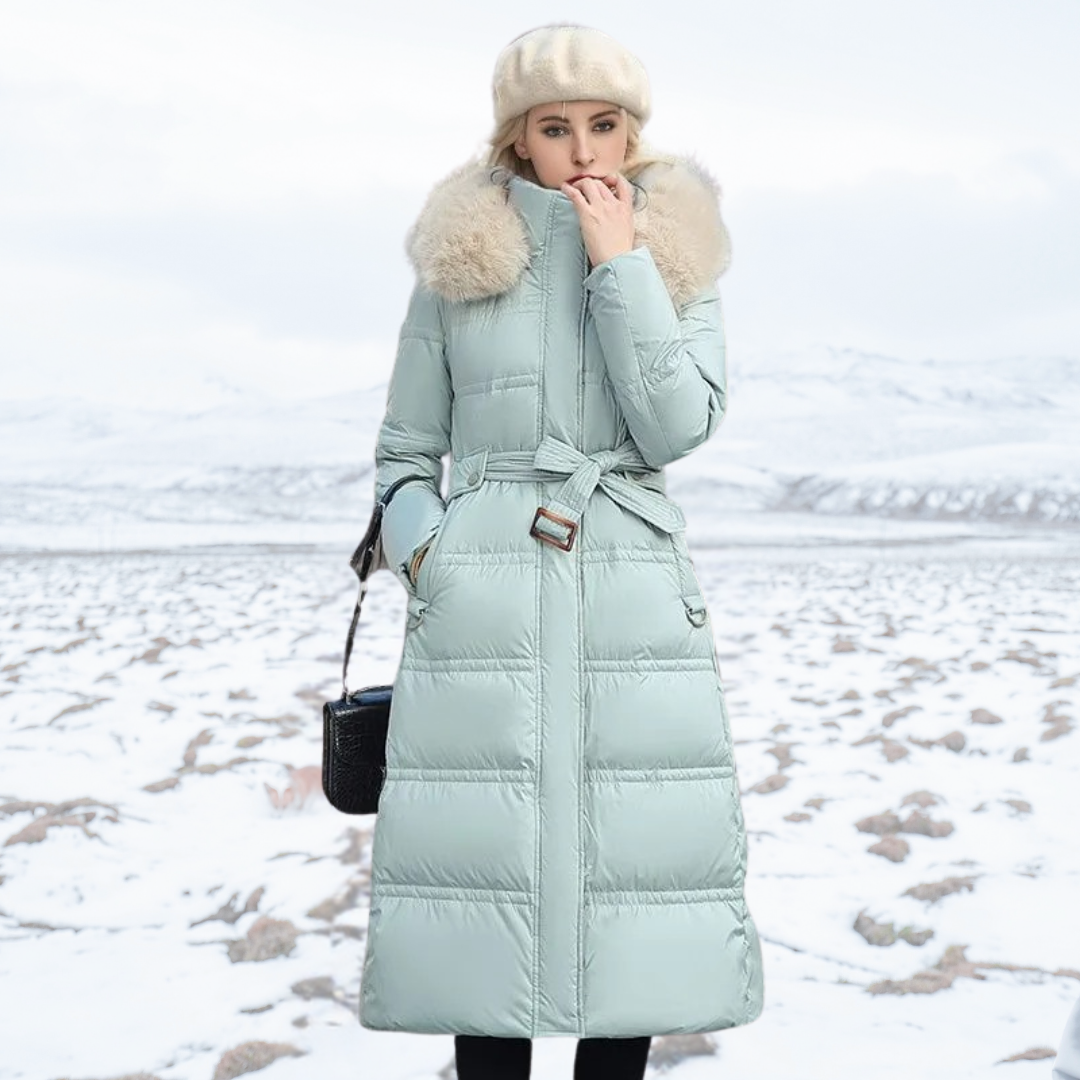 Madeleine | Manteau Long Rembourré Femme avec Capuche en Fourrure - Image 8