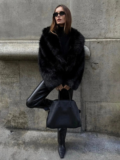 Léa | Veste Femme Coupe Décontractée en Fausse Fourrure - Image 5
