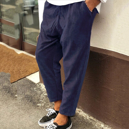 Ghislain | Pantalon court côtelé tendance pour hommes - Image 2