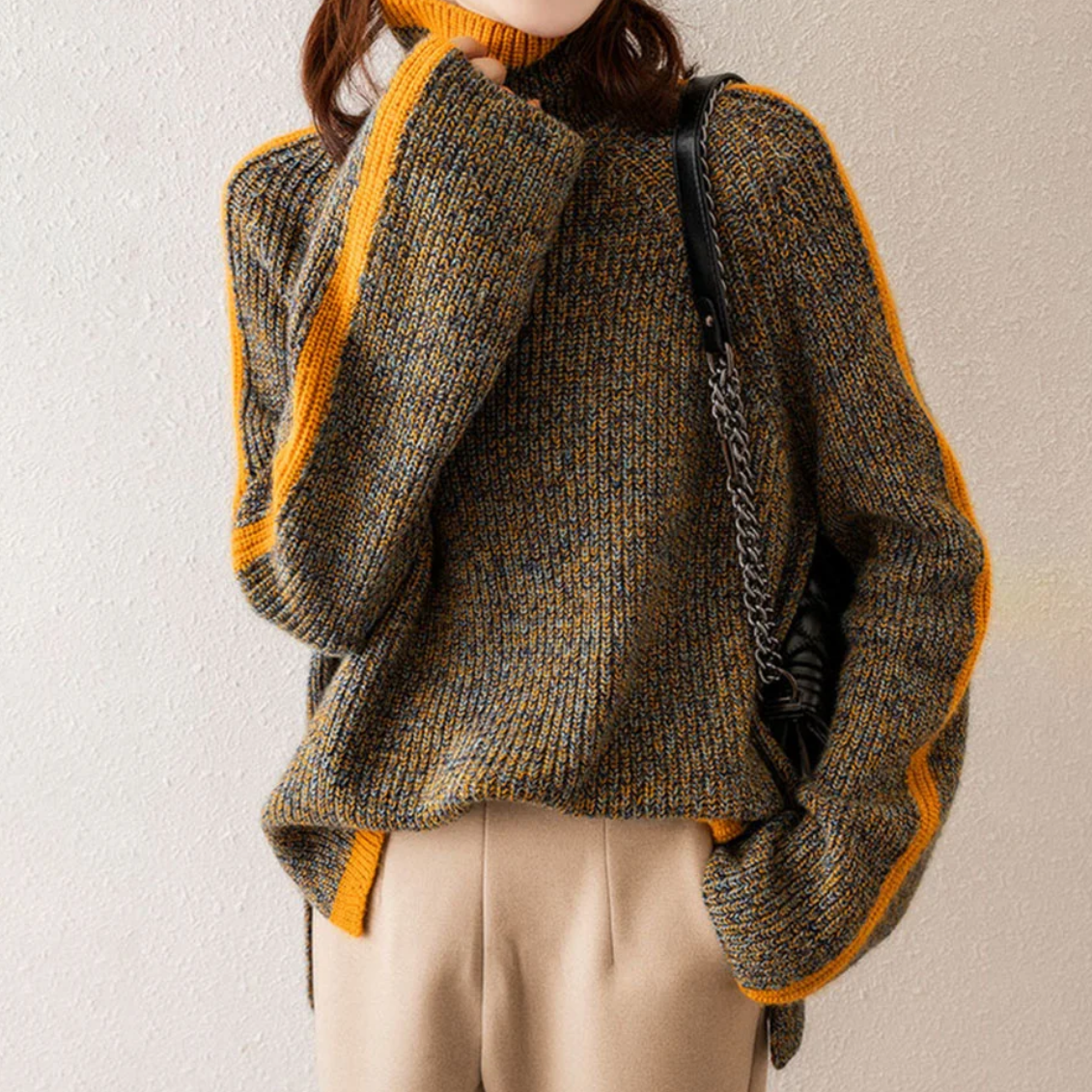 Valérie | Pull rayé à col roulé pour femme - Image 2