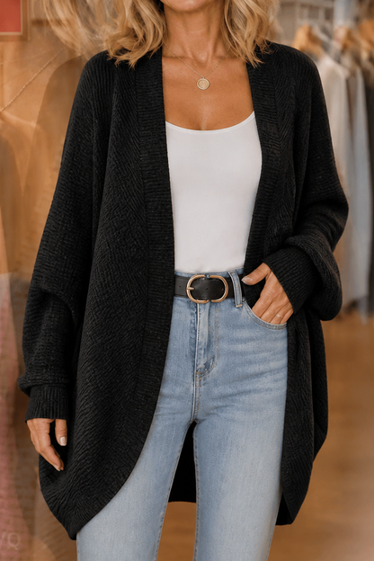 Åben strikket cardigan med flagermusærmer