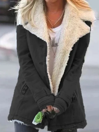 Marianne | Veste Femme Boutonnée à Col Sherpa - Image 10