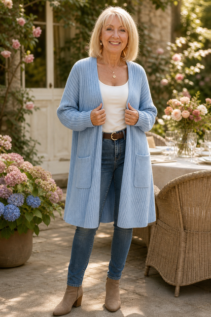 Lang ribstrikket åbenstående cardigan