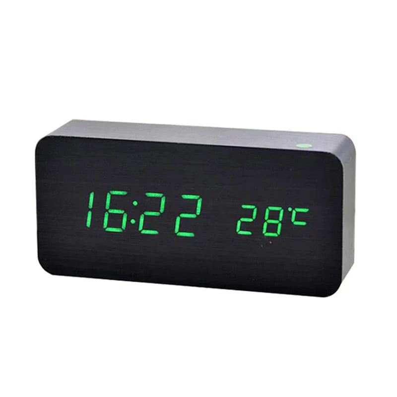 Lindegade | Digital Træ Vækkeur | LED Display, Stille Drift