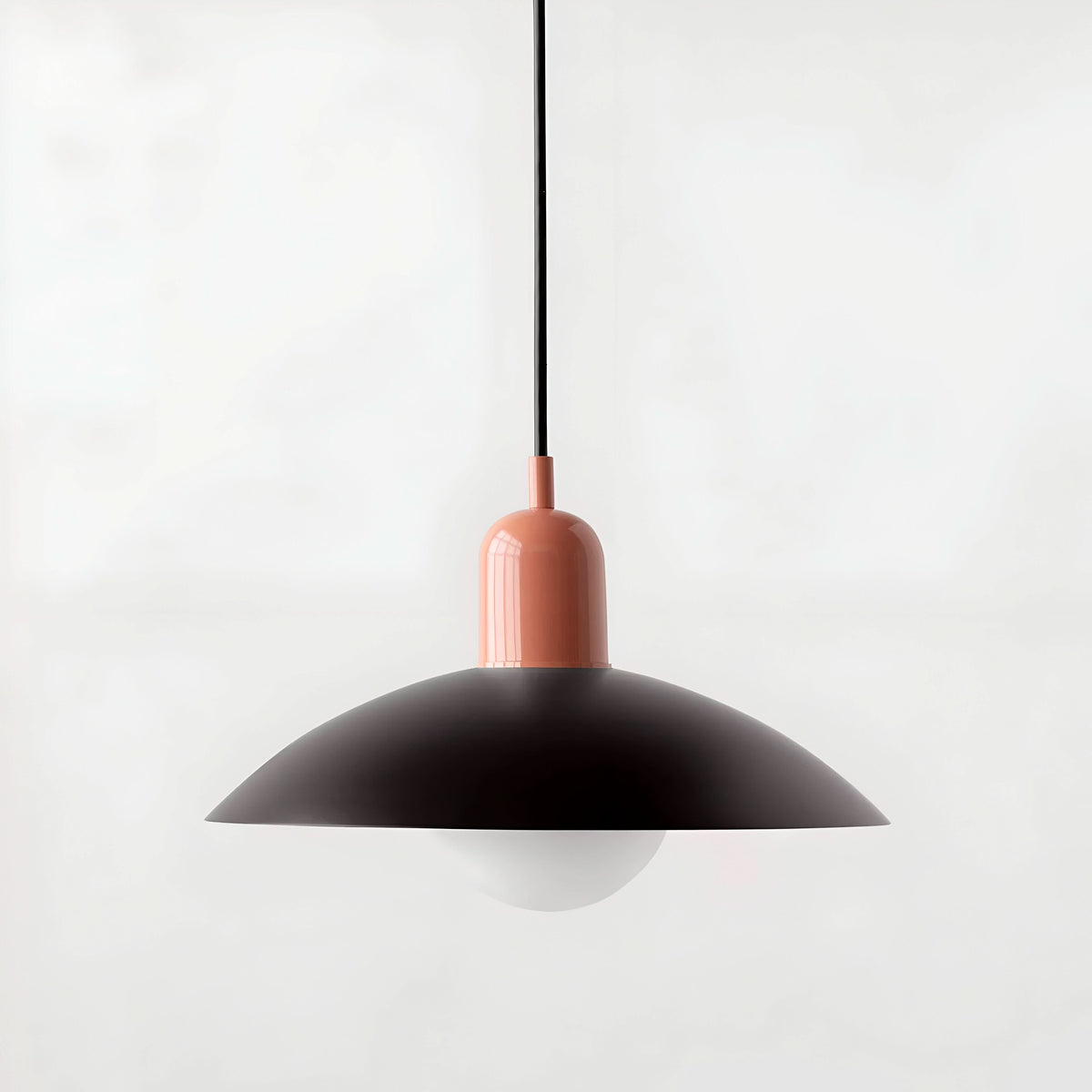 Lindegade | Moderne Macaron Bauhaus Pendelampe – Jernskærm