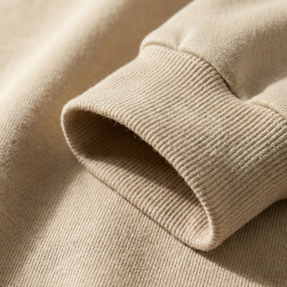Moderne rundhalset sweatshirt til mænd