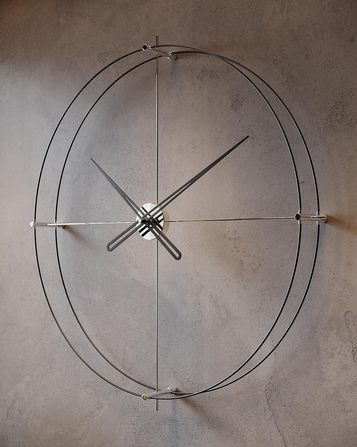 Moderne Stor Vægur med Brune Visere – Minimalistisk Vægur til Stuen 60x78 cm