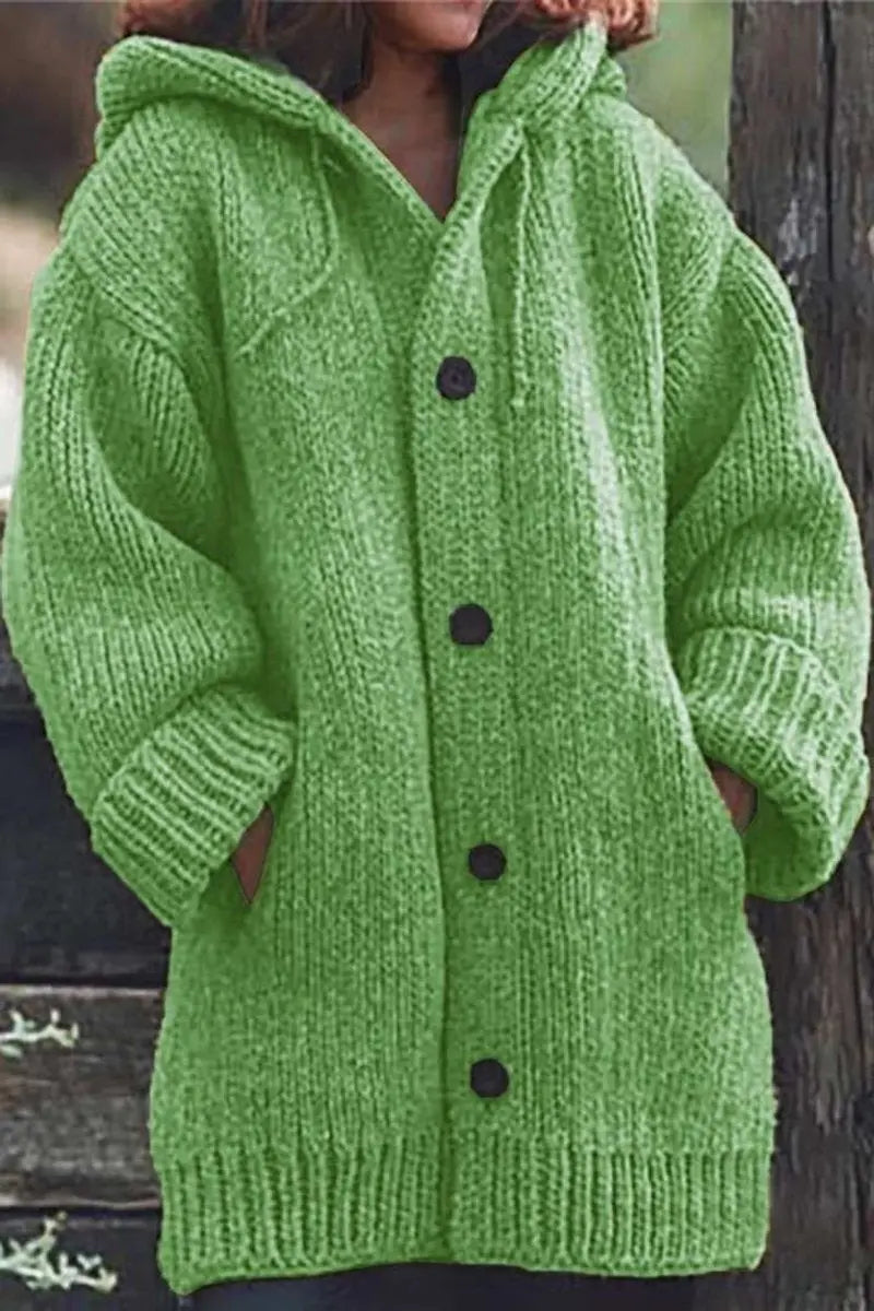Oversized strikcardigan med hætte og knapper til damer