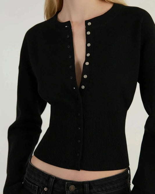 Ribstrikket cropped cardigan med lange ærmer til damer